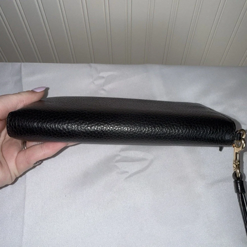 Coach Zip-Around Black Pebbled Leather Gold Wallet Wristlet Card Holder